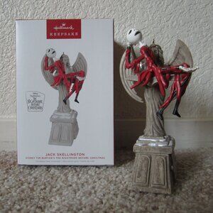 Jack Skellington The Nightmare Before Christmas 2022 Hallmark ornament w/ sound